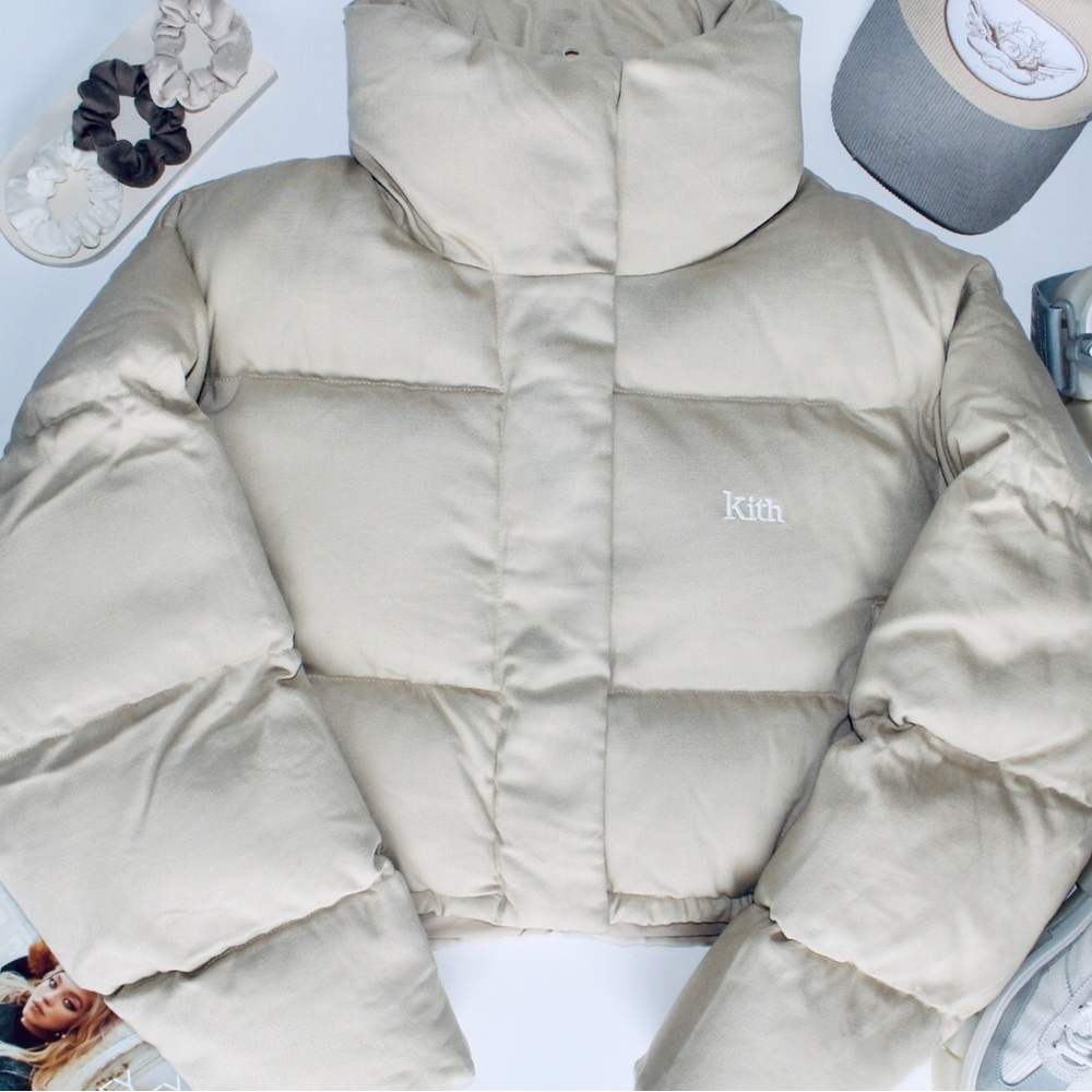 KITH Women Shae Cropped Puffer Jacket - Picture 3 of 6